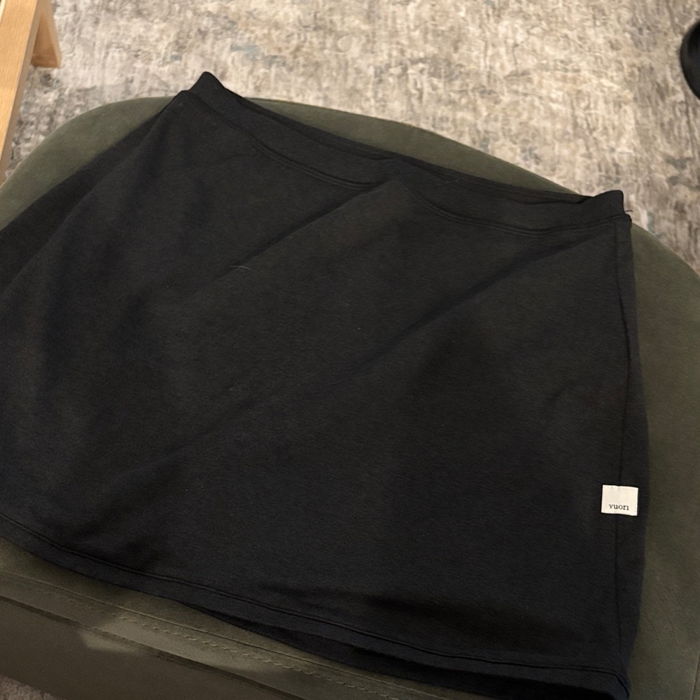 Vuori Black Women's Skirt